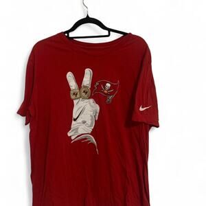 The Nike Tee Tampa Bay Buccaneers NFL Football Size XL
